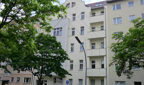 Altbauflair in Wilmersdorf: Saniertes 2,5-Zimmer-Apartment