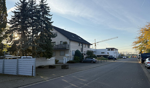 Helles Studio/Büro 64m² in ruhiger Lage