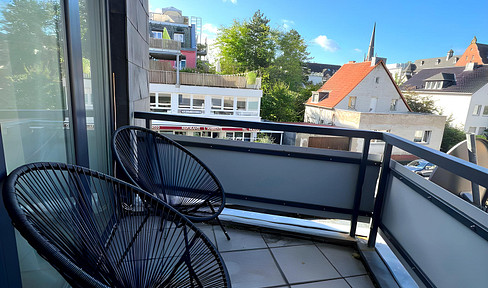 Beautiful 3-room apartment with 2 balconies, located in Bayenthal.