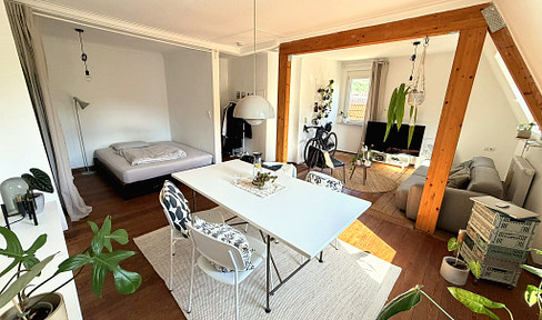 46 m² Altbaucharme in Heslach – Saniert, dreiseitig belichtet, ruhig