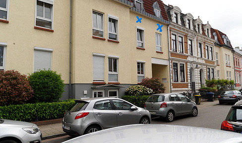 Wunderschöne 3-Zimmer-Wohnung mit Garage, Balkon, Keller und Badewanne