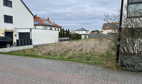 Developable land in a quiet, edge-of-town location in Rödersheim-Gronau.