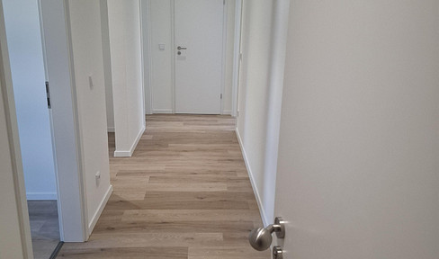 3 Zimmer Erstbezug nach Sanierung Unterhaching 5 min zur S-Bahn