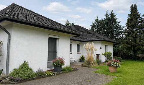 Stylish bungalow in a dream location with potential for further development.