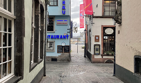 Old town and close to the Rhine - 2-room apartment - also ideal for investors.