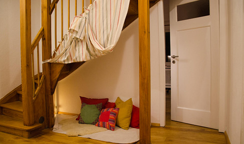 Sanierte Altbau-Maisonettewohnung mit Garten im Herzen von Wilhelmshöhe
