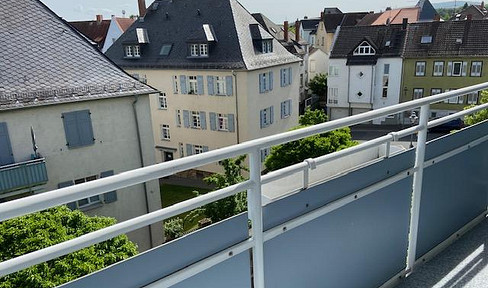 Bad Nauheim Stadt, Südbalkon, helle 1 ZKB ca. 26 m