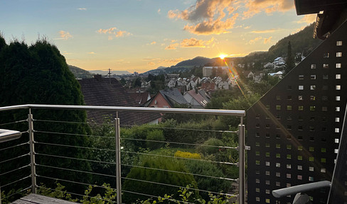 Toller Altbau mit fantastischer Aussicht in TOP Zustand