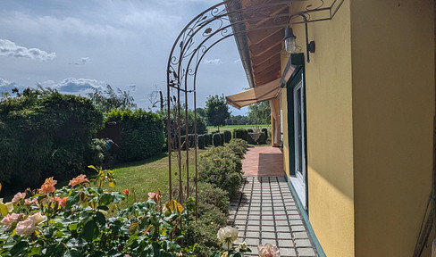 GEM (Jewel) IN A GREEN SETTING – No commission, direct from the owner.