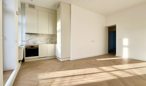 3 Zimmer-Wohnung mit 2 Balkonen und Weitblick | EBK | lichtdurchflutet | Aufzug | traumhafter Altbau