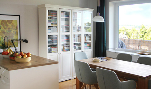 Beautiful layout with views over the rooftops of Düsseldorf.