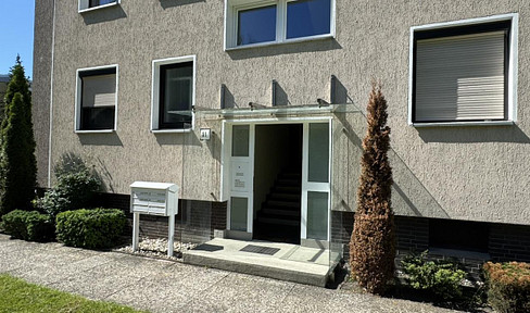 Immediately available - Renovated and furnished apartment for sale in Alt-Vinnhorst.