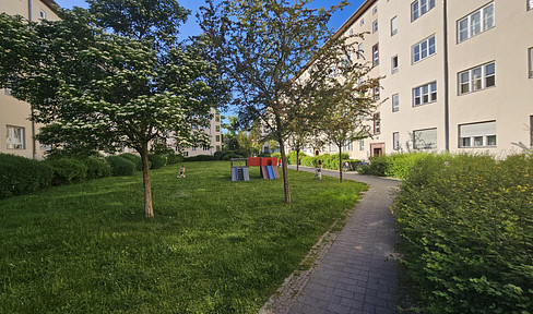 Ruhige 2-Zimmer in Zehlendorf - sofort bezugsfrei
