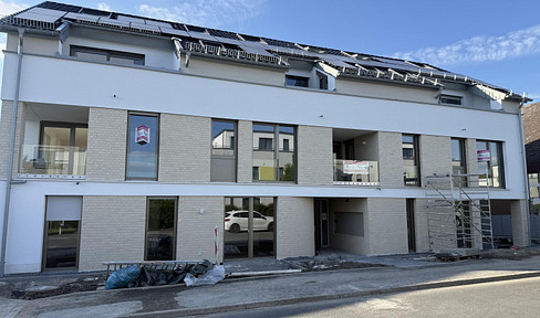 ***New Construction***KFW40Plus certified***Built-in kitchen***Panoramic views***4.5-room maisonette apartment***