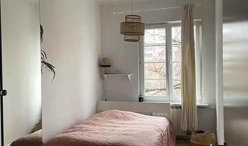 Two-room apartment with balcony, available without a guarantor.