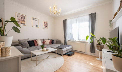 No commission! For rent: a 2-room ground floor apartment (68.5 m²) in a central location in Baden-Baden.