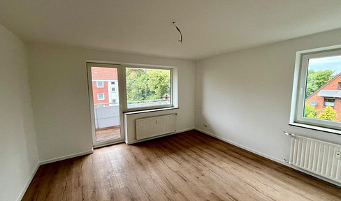 Newly renovated and without commission – bright apartment with a south-facing balcony in Sulingen.