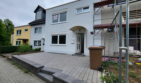 KERNSANIERTES RMH | CA. 170 m² WOHNFLÄCHE | AUFSTOCKUNG WIRD AKTUELL REALISIERT | PROVISIONSFREI