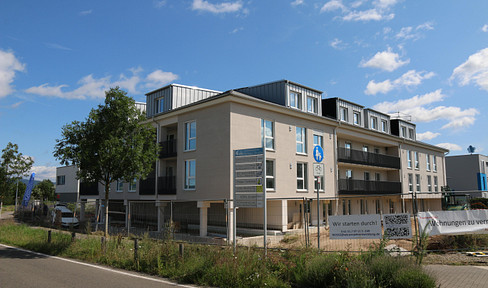 Beautiful 3-room apartment with a rooftop terrace.