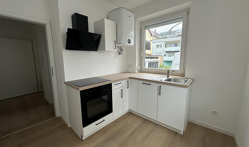 Erstbezug nach Sanierung – Moderne 2-Zimmer-Wohnung mit neuer Einbauküche