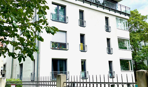 Modern, Hell, Großzügig,  Barierrefrei mit Aufzug, in angenehmer Stadtlage