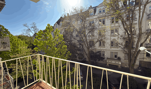 Frisch saniert & sofort verfügbar: Stilvolle 2-ZKB im Dichterviertel Wiesbaden