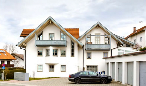 Bright and charming 2.5-room apartment for rent in Penzberg, offered by a private owner.