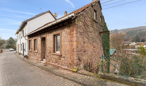 Einfamilienhaus mit Ausbaupotenzial & Garten | Provisionsfrei!