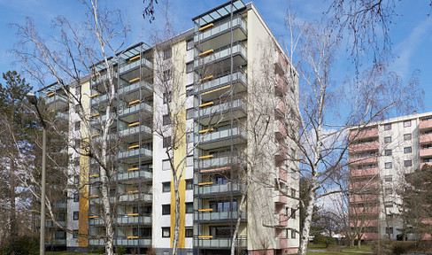 First occupancy after renovation! 3-room apartment, excellent location!
