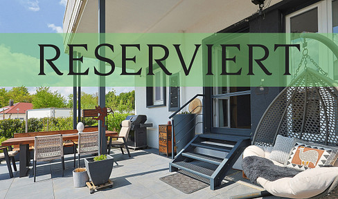 Reserved: High-quality renovated to the core – elegant charm of a traditional building meets a dream terrace and garden.