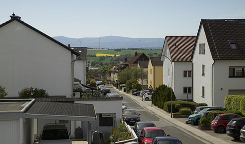 Charmantes Mehrfamilienhaus mit Feldbergblick in naturnaher Lage von Karben