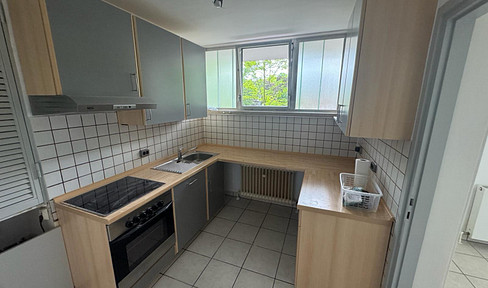 WG-geeignete 4-Zimmer Wohnung in Bonn-Auerberg