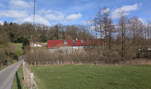 120m² maisonette apartment in a green area in Wuppertal-Nächstebreck.