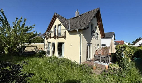 Einfamilienhaus mit Garage und charmantem Garten – Ihr neues Zuhause in Klinga / Parthenstein