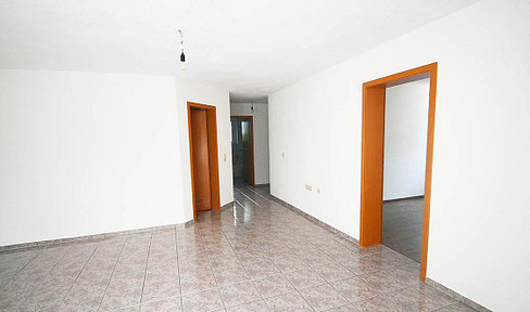 Helle  Souterrain-Wohnung in Lahr-Kuhbach mit Stellplatz