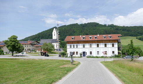 Provisionsfrei: Eigentumswohnung am Samerberg – Wohnen inmitten der Natur
