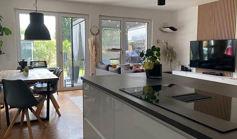 NOCH Provisionsfrei! Stadthaus 5 Zi., 2 Bäder, 2 Dachterrassen, 2 TG – Energie A, Bezug Dez.