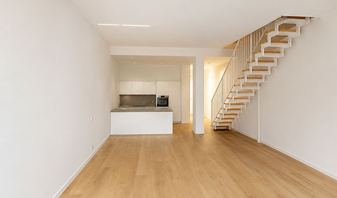 Townhouse auf zwei Etagen inkl. Garten – Ihr neues Zuhause in Rödelheim