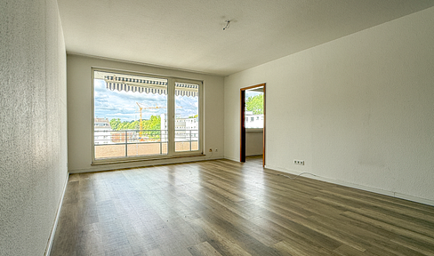 Zentrale 3-Zimmer-Wohnung mit Balkon