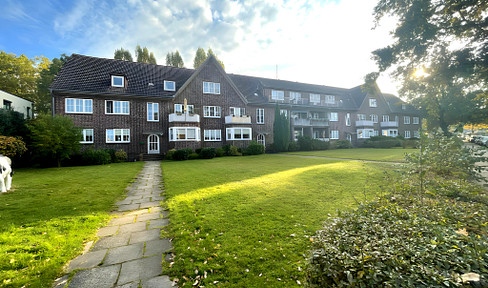 Living in Alsterdorf with two balconies and furnishings perfect for a fresh start!