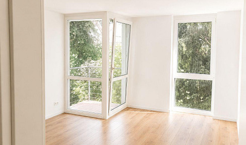 Freshly renovated apartment with balcony, parking space, and cellar, available immediately.