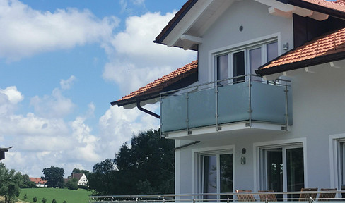 Sehr ruhige traumh. gr. 4-Zi.-Terrassen-Whg. m. Aufzug, Grafing