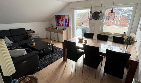 Beautiful 3-room apartment with a large southwest-facing balcony - quiet location, close to the city center.