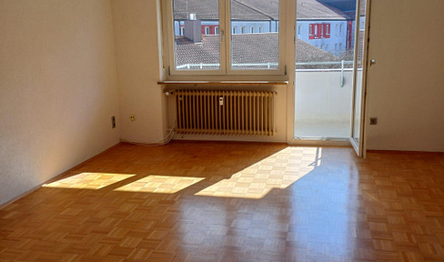 3-Zimmer-Wohnung mit Balkon & Garage in Weiden | 68 m² |