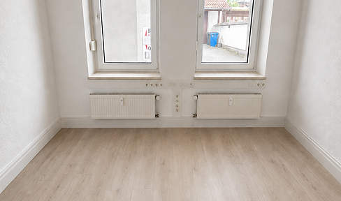 Teilmöbliertes Apartment / Wohnung - EBK & neues Badezimmer