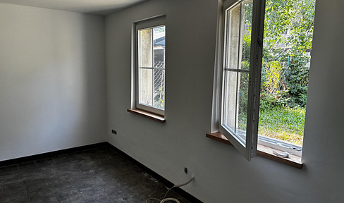 Renovated office space with 420 square meters of storage/warehouse area | Production area including restrooms.