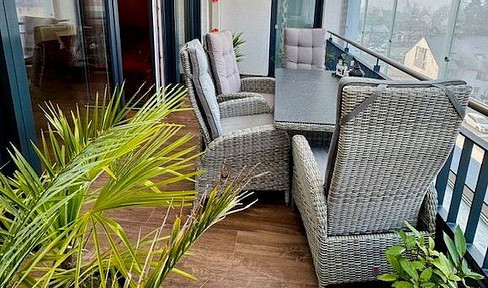 Exclusive 4-room penthouse apartment in the city center of Offenburg.