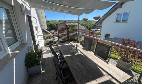 Maisonettewohnung 5 ZKB, Dachterrasse, Garage mit Wallbox und Gartenanteil