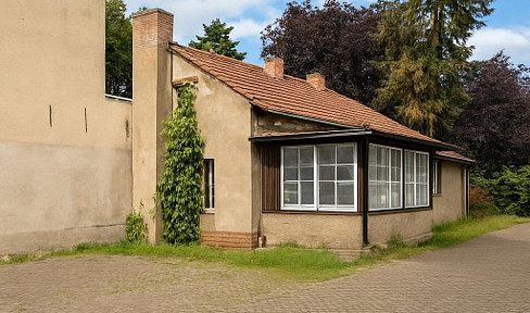Grundstücksoase mit älterer Remise im Herzen von Berlin-Köpenick/Friedrichshagen zu verkaufen