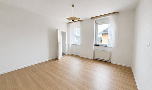 Frisch sanierte 3-Zimmer-Wohnung mit Balkon, Gartenblick und großer Lagerfläche in Angelbachtal